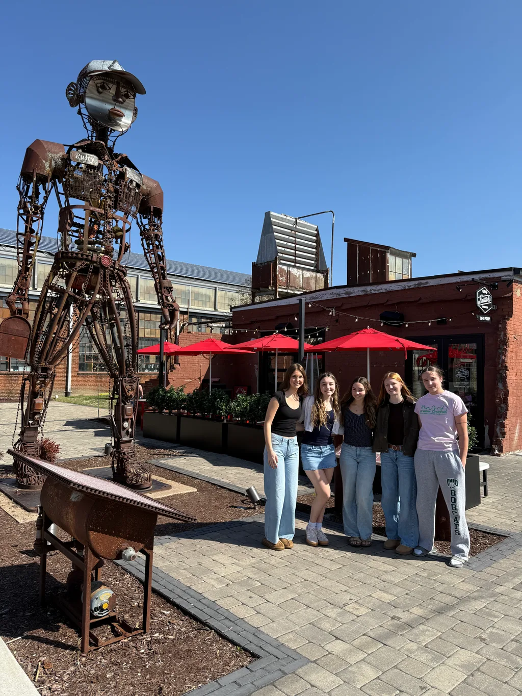 Club volleyball travel season begins! Abby and I took an adventure to Nashville with Sophie and Laurie. Team won 1 of 3 on Saturday and then won their bracket on Sunday. In between, we enjoyed exploring Nashville and Franklin. 