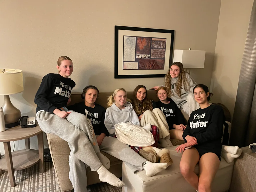 Club volleyball travel season begins! Abby and I took an adventure to Nashville with Sophie and Laurie. Team won 1 of 3 on Saturday and then won their bracket on Sunday. In between, we enjoyed exploring Nashville and Franklin. 