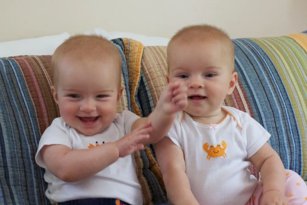 These girls aren’t crabby. Not one bit.