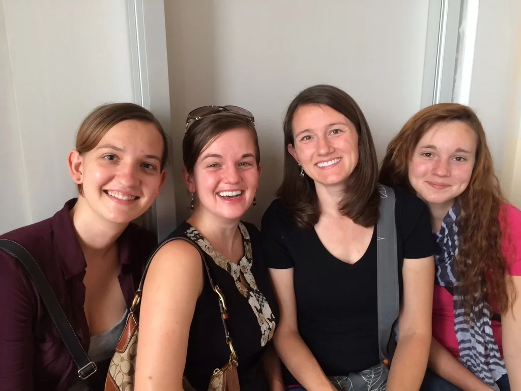 I had a wonderful treat today: my first extended outing without kids! I adore our girls, but was so overdue for a mommy break. Lunch and a little shopping reset my clock. And, John had a good time with the girls at the park. He wasn’t the least bit frazzled when I returned home. I think I might just have to go out again some time.

(10/6 addendum - Abby asked me this morning when I was going to take another day off so she could see all of her aunties again. I think she liked receiving a surprise present from Auntie Mel too.)