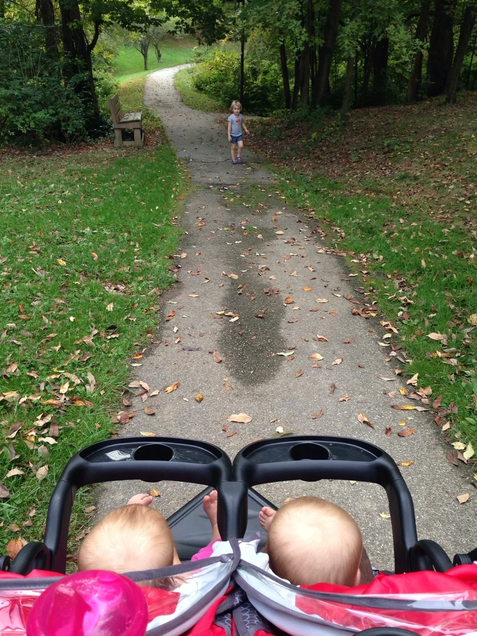 That’s right– my first big adventure with all three girls was a success.

We went to Presidents Park. I enjoyed watching Abby introduce herself to other kids– “Hello, my name is Abby. What’s your name?"– and negotiate what games they would play.

We encountered a little boy and his father. Abby kept trying to engage the father in conversation. Each time she addressed him as "Big Fella.”