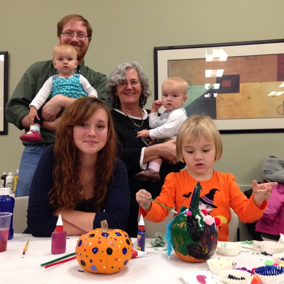 Where did the weekend go? It disappeared far too quickly with so much Halloween fun. We enjoyed pumpkin decorating at the Library on Friday, Hallzooween on Saturday, and a nice long walk around our neighborhood to look at Halloween decorations on Sunday.