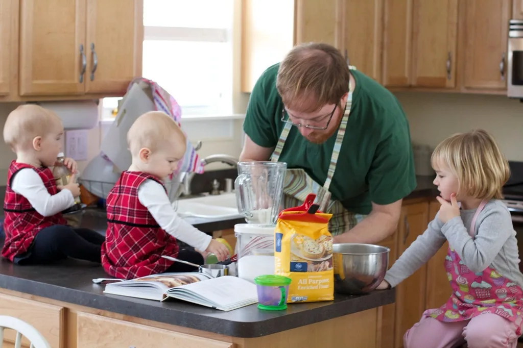 John had lots of help making “man crepes” for lunch. Everyone enjoyed eating them just as much as they enjoyed making them.