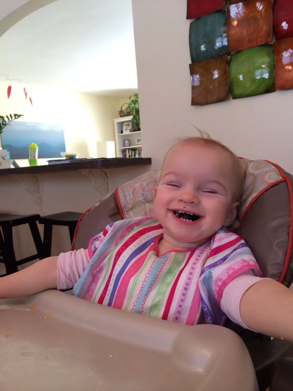 At lunch today, the girls all decided they wanted to try some of the lettuce from my mixed greens salad. Gwen, of course, liked all of it, including pieces with Greek dressing. Abby was amazed that she liked “the green kind (baby romaine), dry.” Josie was indifferent. She preferred her clementines and noodles. Abby insisted I take a picture to tell her Papa. This was a momentous occasion!
