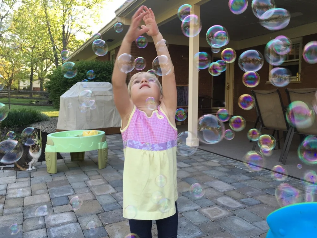 With one garden project, two soccer games, and three girls to entertain, I wish we had more than four adult hands this weekend. Busy, tiring, but fun!