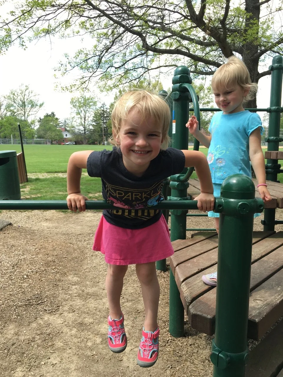 It was a double park day for us! We visited two lovely Indian Hill parks. Camp Livingston in the morning and (King) Stephan Field in the afternoon.