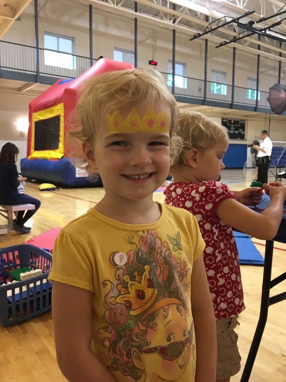 Ice cream social fun at the JCC! Gwen and Josie really liked sharing their ice cream.