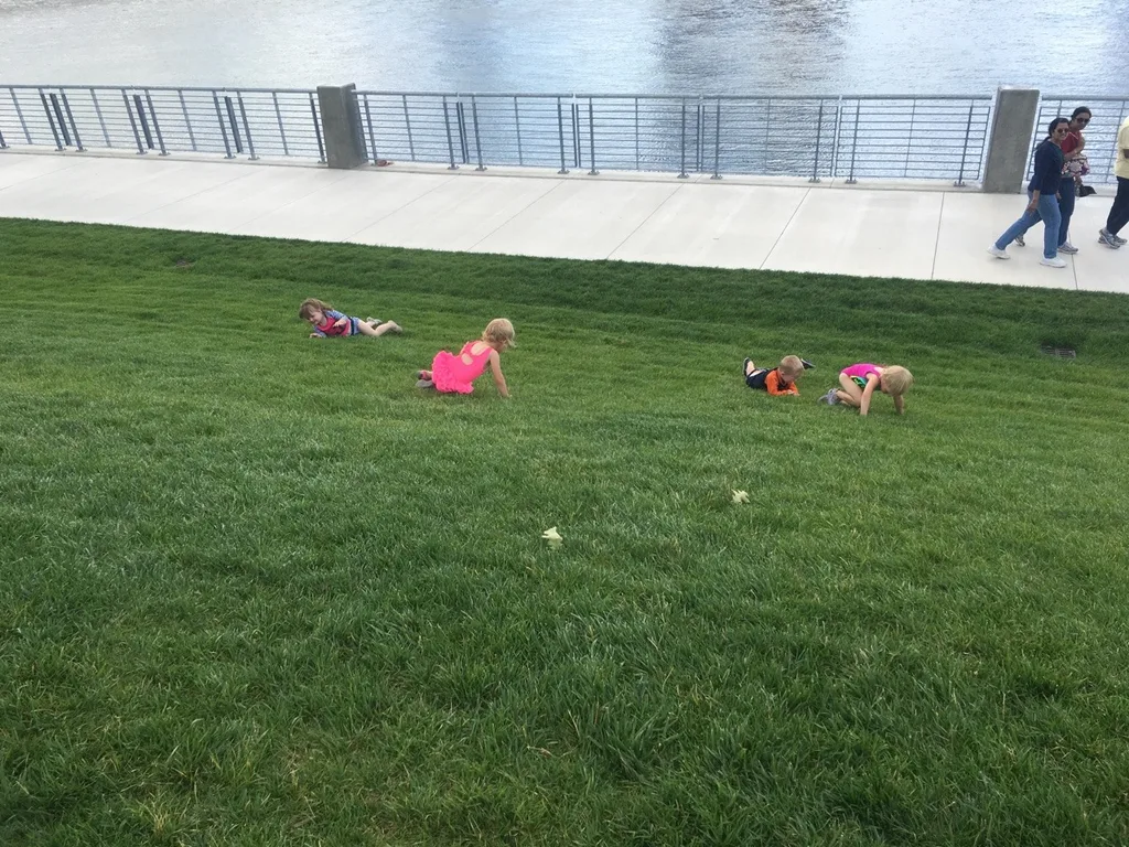 We all had a great time with our Koester friends at storytime and Smale riverfront park today.