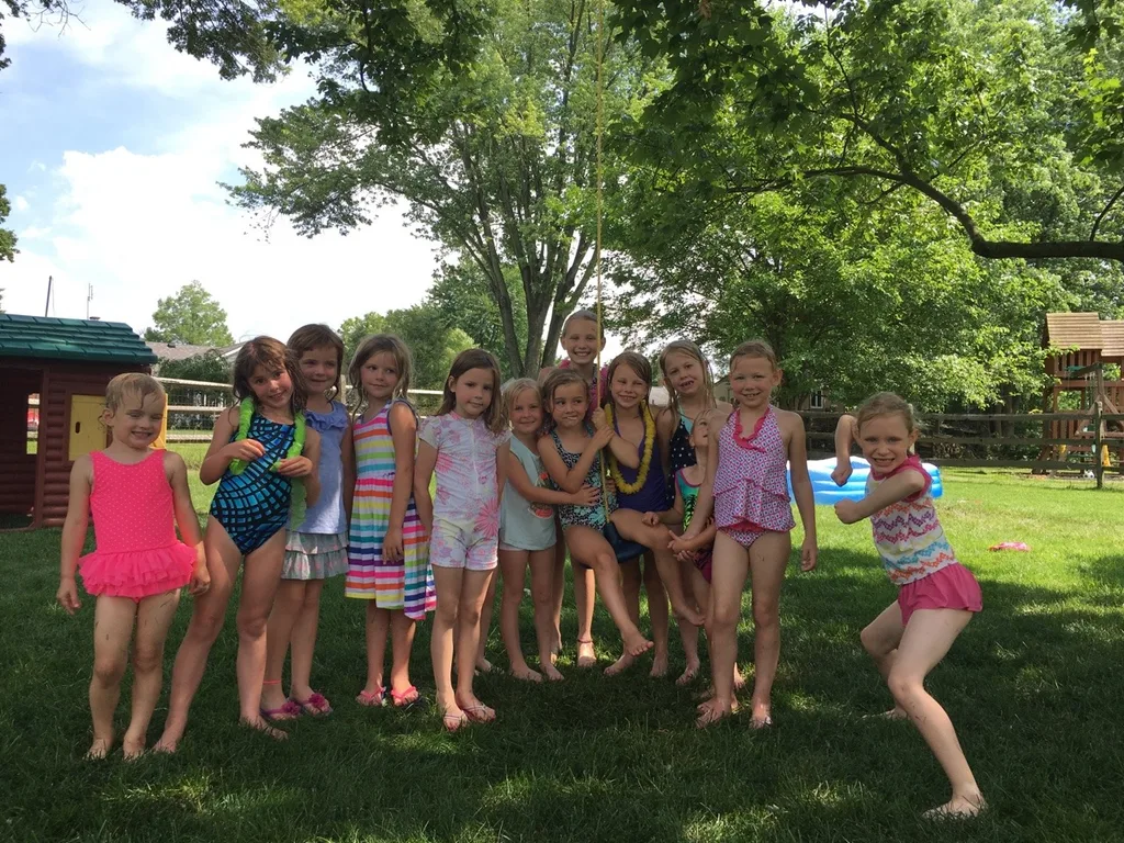 Abby had a blast celebrating her 6th birthday with these silly girls!