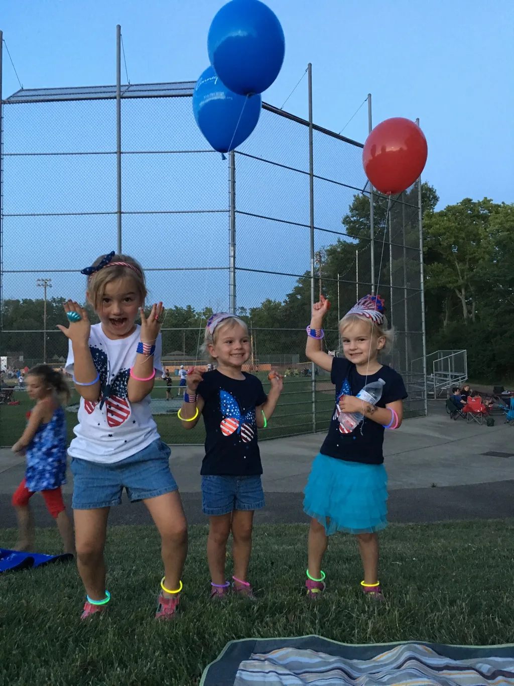 Our first time at the Madeira fireworks, and, oh my, did these girls have a good time! The parade was fun too!