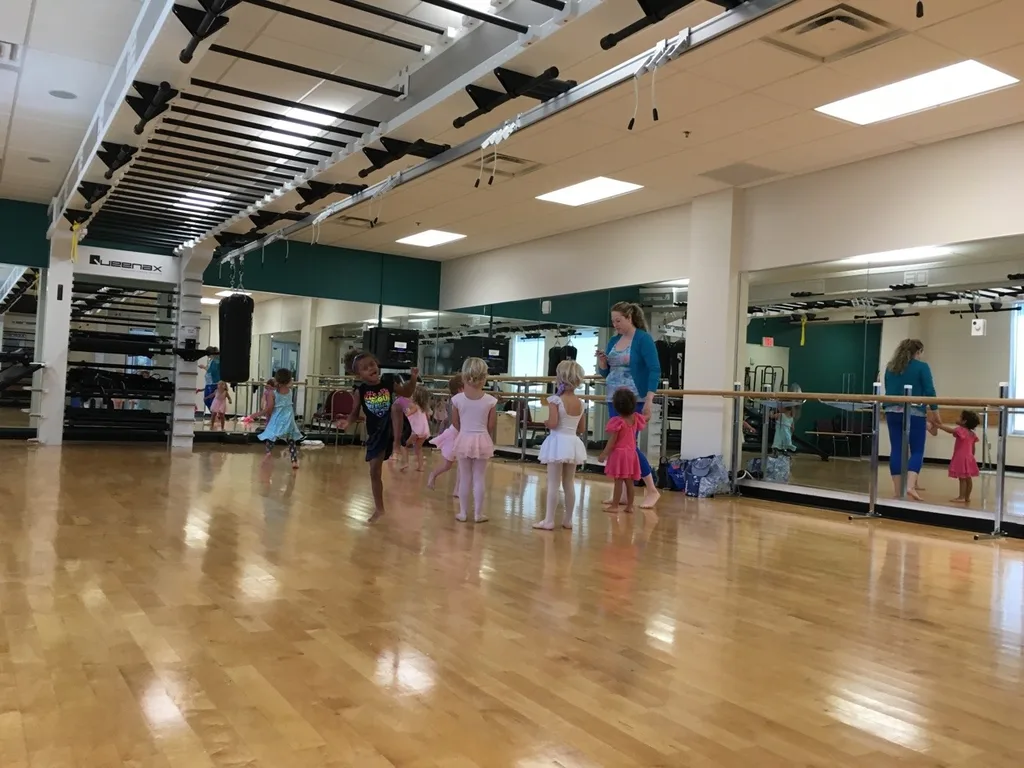 “And then we will go to dance school?” I heard this so many times this morning! I said we were going to dance after lunch. They thought that if we ate lunch early, we could leave earlier. Luckily, they loved it as much as we hoped. They talked about Ms. Alli and class the whole way home.