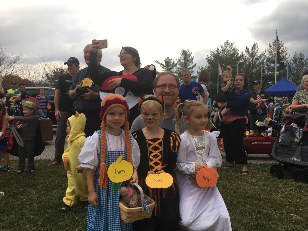 Madeira costume parade and playdate!