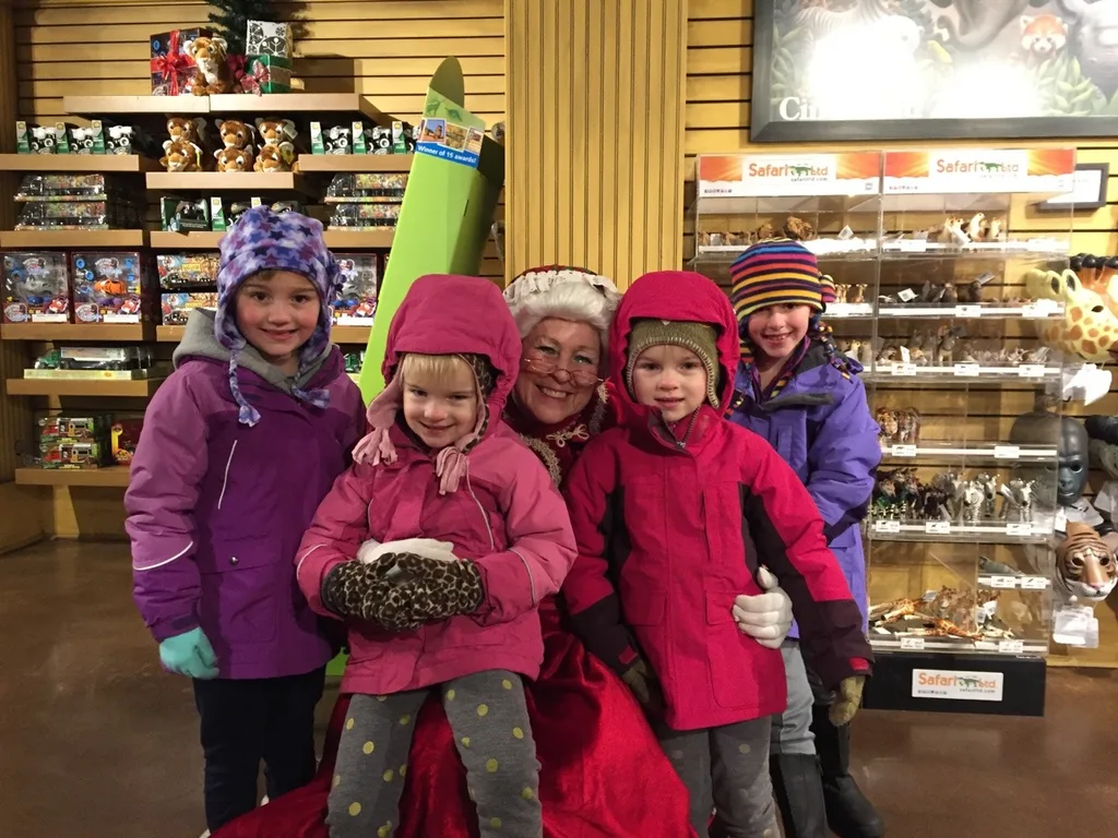 We had a great time walking in a winter wonderland!