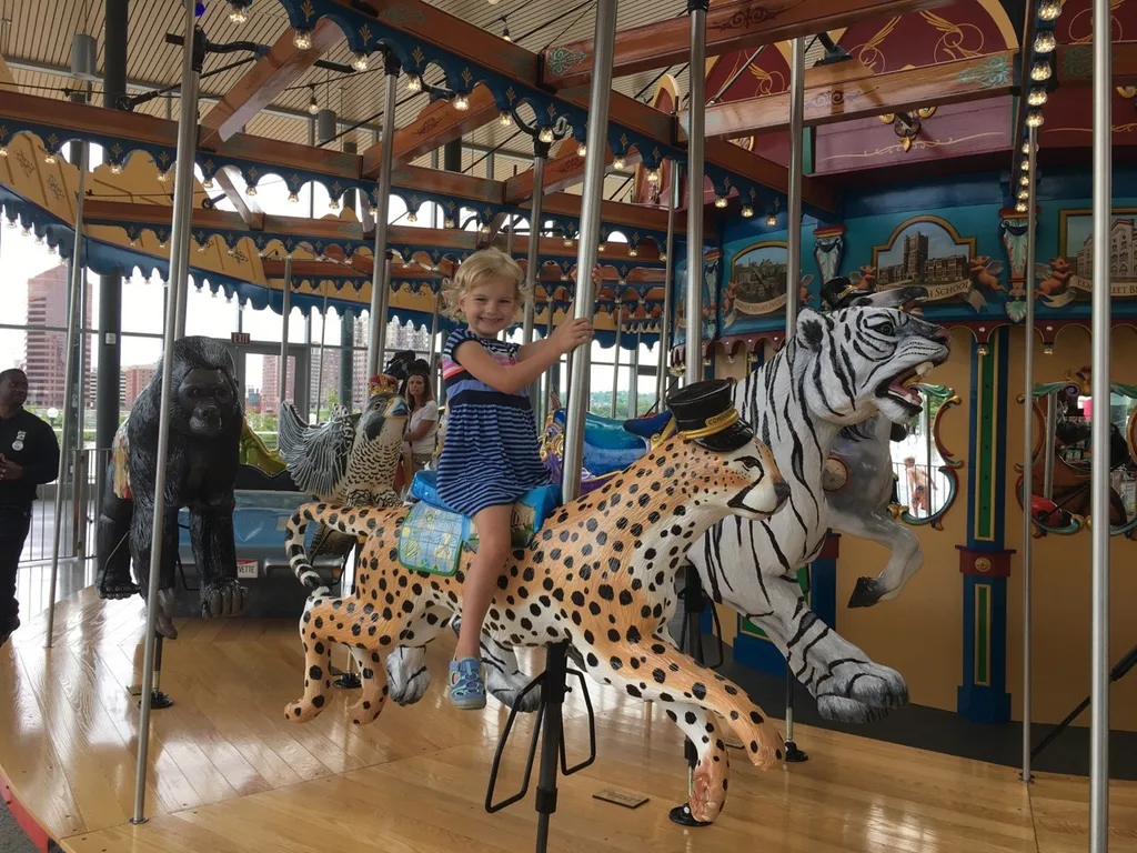 Girl date #3: After hearing about Josie’s fun experience at the Contemporary Arts Center, Gwen wanted to go too! Her unique ideas were to ride the street car and eat lunch at Skyline. I’m not sure how we managed to avoid it for so long, but this was actually Gwen’s first time eating her favorite food at the restaurant.