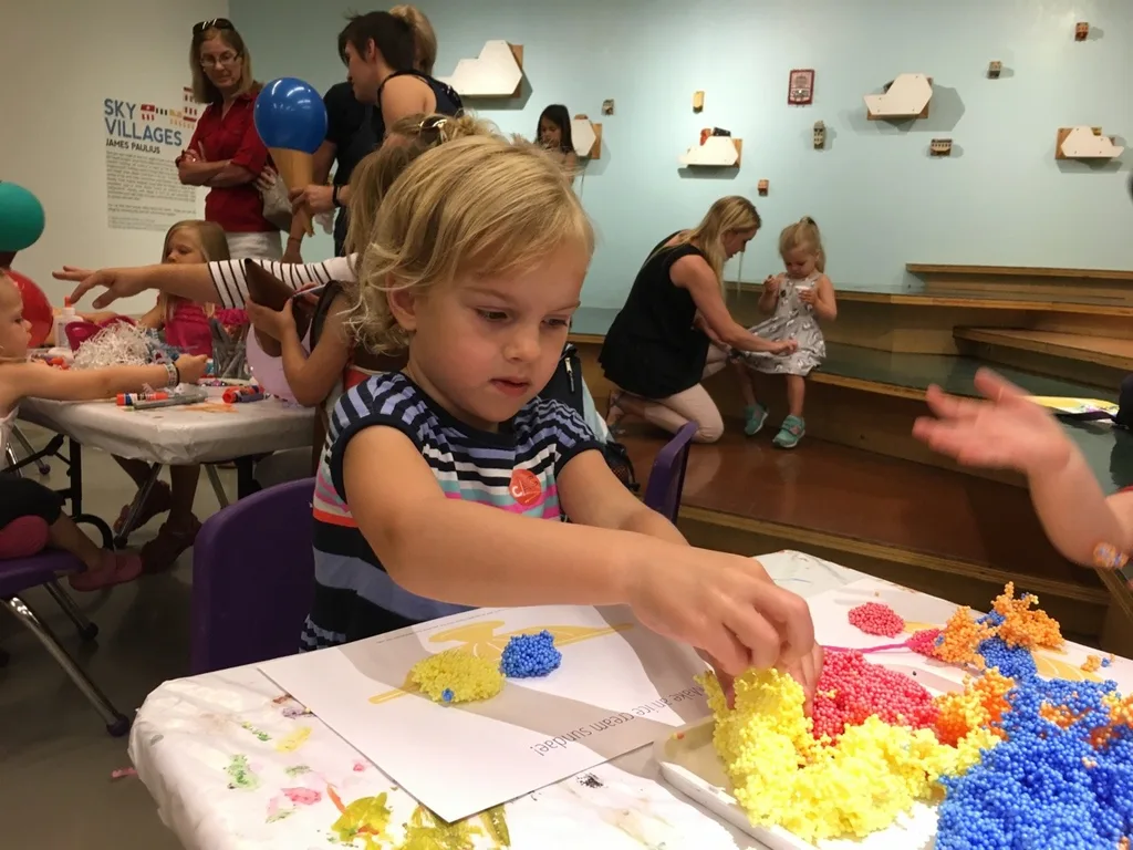 Girl date #3: After hearing about Josie’s fun experience at the Contemporary Arts Center, Gwen wanted to go too! Her unique ideas were to ride the street car and eat lunch at Skyline. I’m not sure how we managed to avoid it for so long, but this was actually Gwen’s first time eating her favorite food at the restaurant.