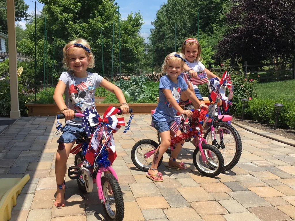 Kenwood Hills knows how to throw a fun Fourth of July party! We’re so lucky to be part of this neighborhood!