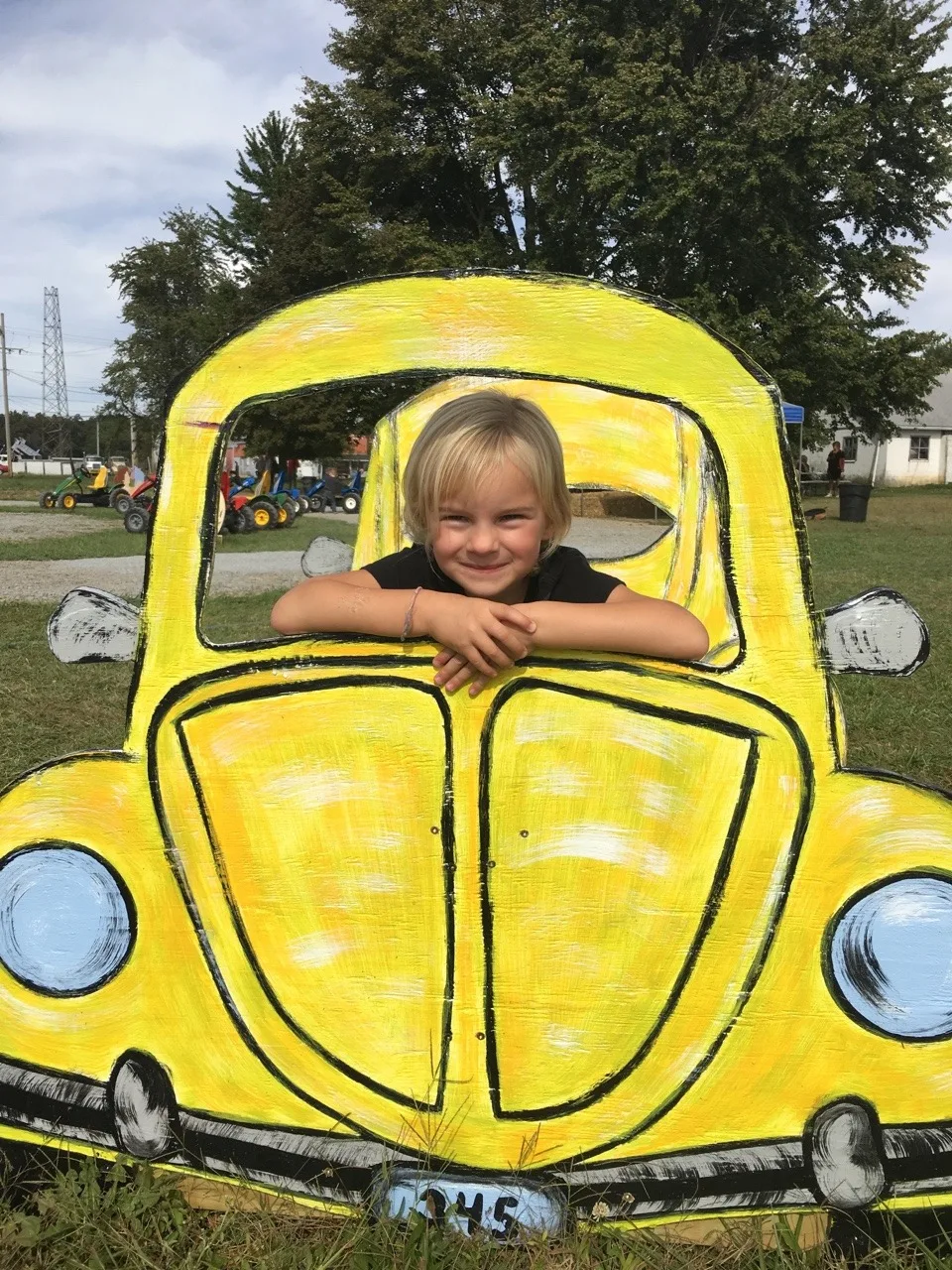 We visited two fall festivals at farms this weekend! Although we had fun at both, we all agreed that Shaw Farm is far superior to Burger Farm.