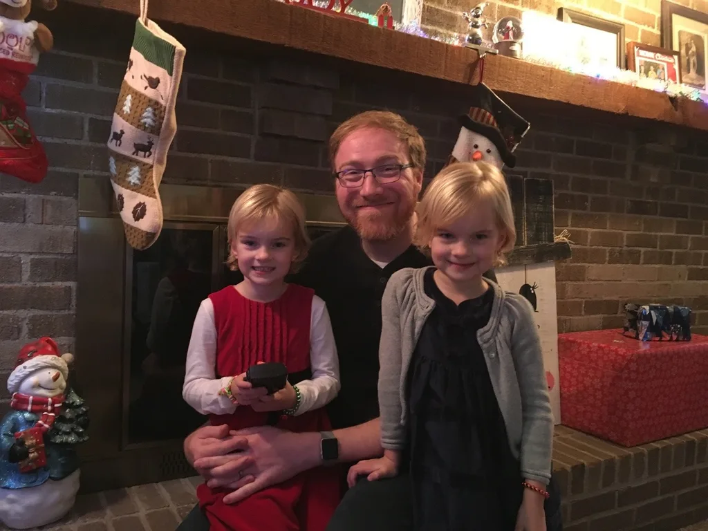 A rare gathering of all five sisters on Christmas Eve, and another fun Christmas morning with Auntie Em.