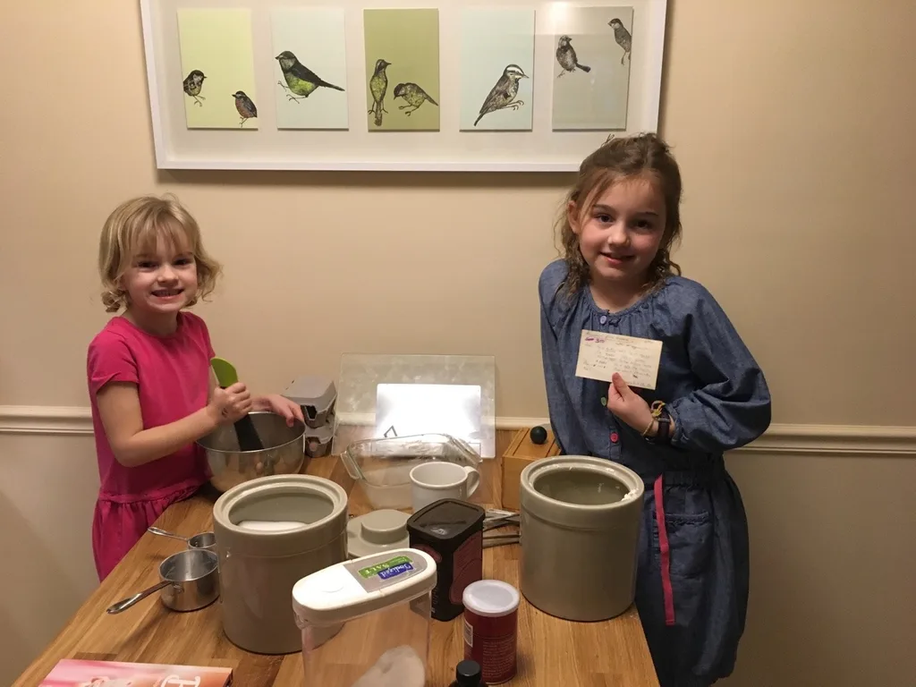 New kitchen island: kid bakers approve!