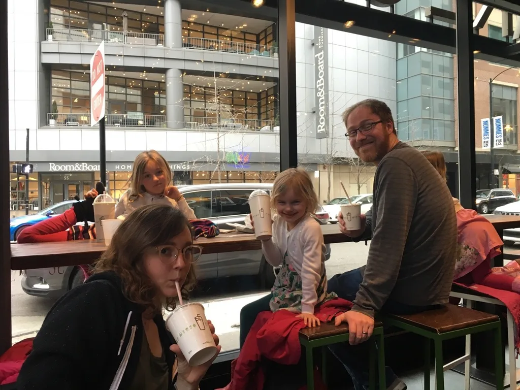 We had to drive through a snowstorm, but we found nicer weather (and Auntie Clara) in Chicago! We visited the Lincoln Park Zoo, enjoyed a Shake Shack burger, and had a fun time swimming. Not bad for day one!