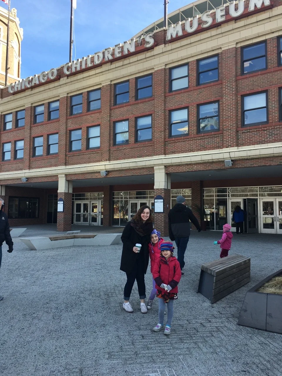 I think we now understand why Clara likes Chicago so much. Day 2 was loads of fun! We loved the highly interactive Chicago Children’s Museum!