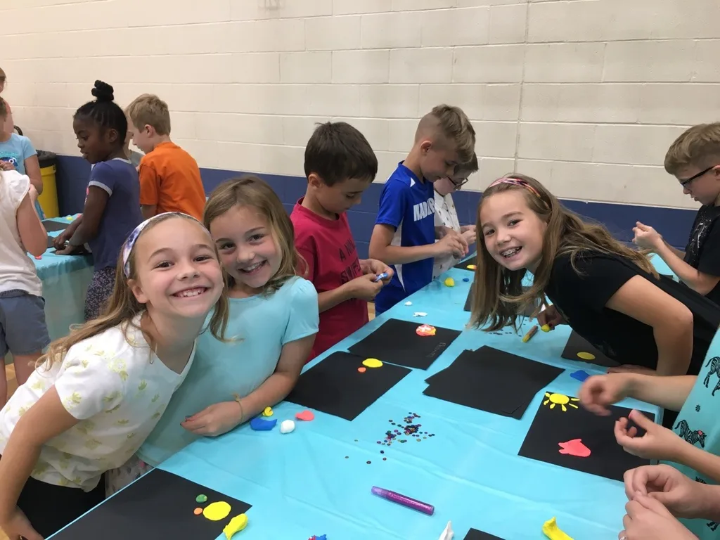 Helped the second graders with their mixed media space craft for “Got Art” week at school!