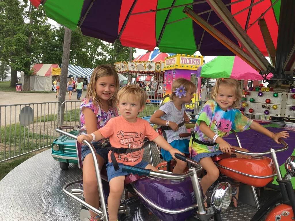 These “some pig” fans enjoyed their first time at a fair.