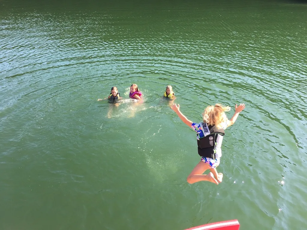 We had an incredible first day at Lake Cumberland!