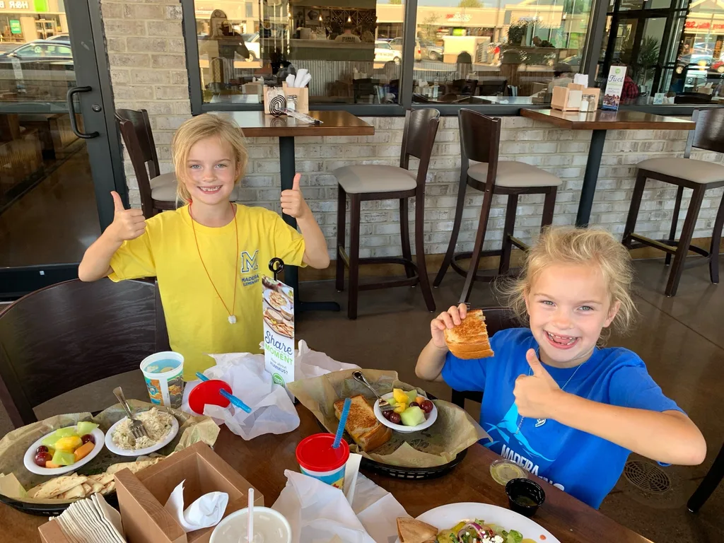 Finally! Gwen and Josie found another restaurant they like! Tazikis!