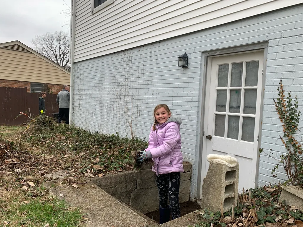 Socially distanced, but not socially isolated. Abby and I got together with some other neighbors to cut fabric for face masks to donate, and joined a group to help some elderly neighbors with yard work this weekend. Today, we explored the KHCC Greenbelt, and the girls loved it! So fun!