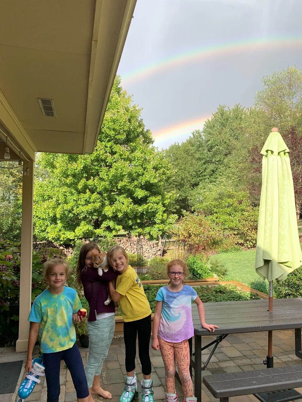 Rainbow! First one I’ve ever spotted in Madeira. Must be a sign of good luck to come, right?
