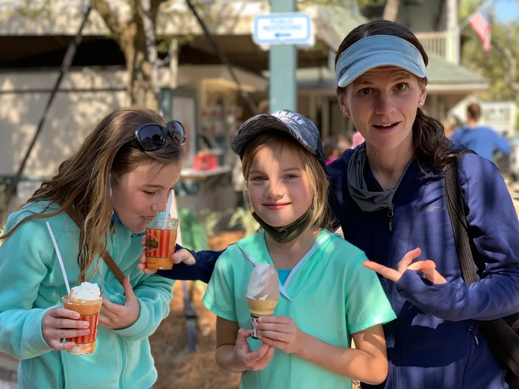 One year later, we finally took our trip to Savannah! We squeezed in time downtown and at both Hilton Head and Tybee Island beaches. The girls loved splashing in the ocean; Daisy too, but it was cold! Daisy and Sammy were fast friends.