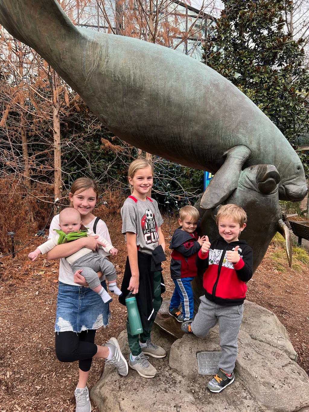 The high on December 27 in Cincinnati was 67! Perfect weather to visit the Zoo!