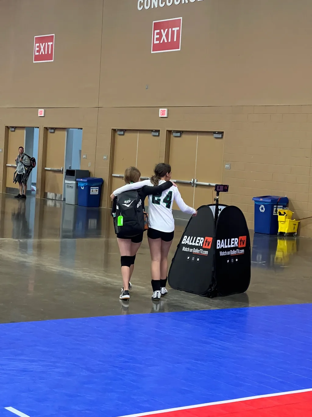 Club volleyball season wrapped up with the OVR tournament in Columbus. It was some of their best playing of the season: lost one, won two, and made it to the silver bracket. Hopefully, the girls stay in touch! It was definitely a great growth experience for Team Captain Abby!