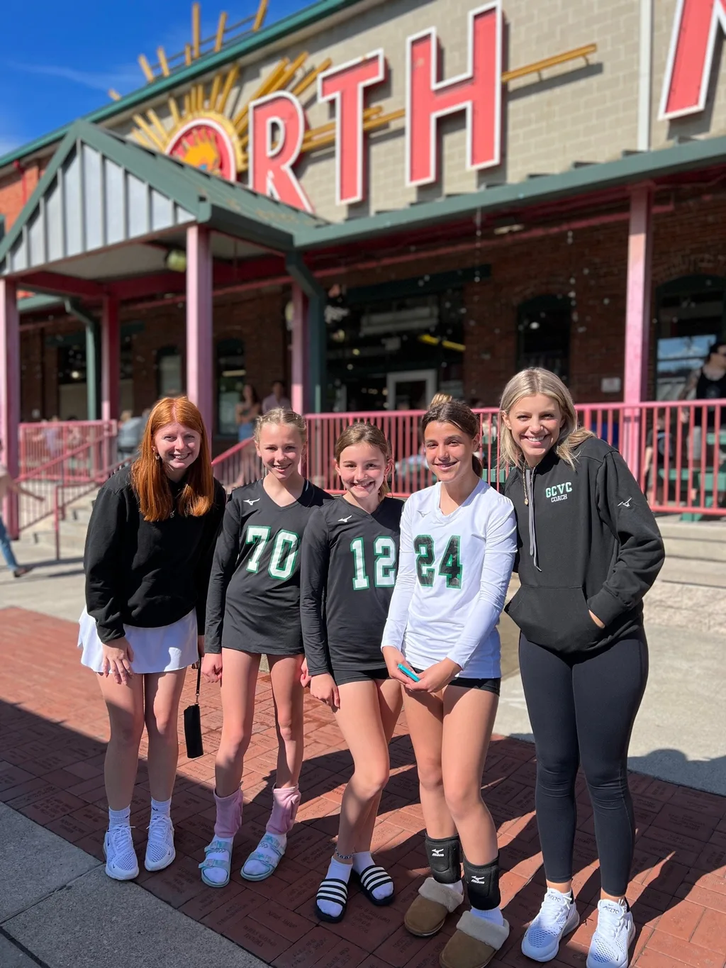 Club volleyball season wrapped up with the OVR tournament in Columbus. It was some of their best playing of the season: lost one, won two, and made it to the silver bracket. Hopefully, the girls stay in touch! It was definitely a great growth experience for Team Captain Abby!