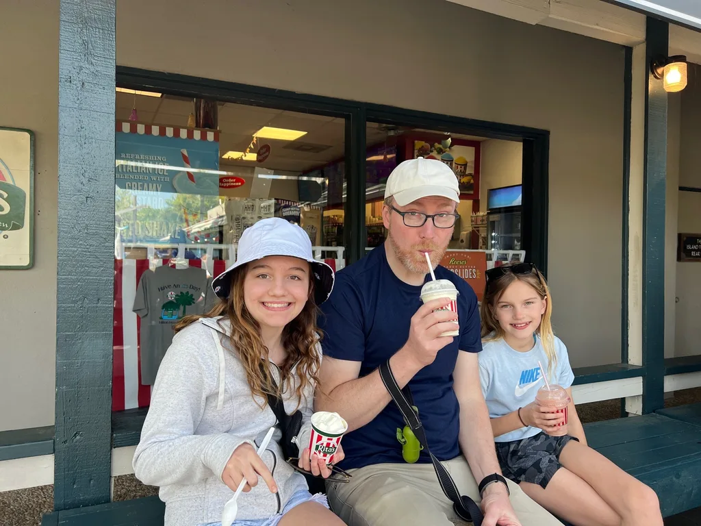 Another Spring Break in Savannah! Although the most important thing we did was finally meet the sweet Archie, we also had fun on Tybee and Hilton Head Islands and downtown. The weather was pretty cool, but the girls still happily swam in ocean.